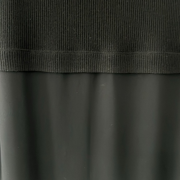 Theory sleeveless combo tunic, wool blend on top, silk button down bottom size s - Picture 10 of 10